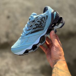 Mizuno Wave Prophecy 8